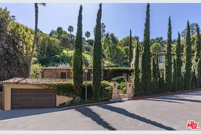 2601 Outpost Dr, Los Angeles, CA 90068 - Photo 1