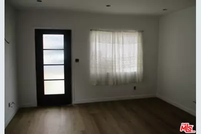 3625 4th Ave, Los Angeles, CA 90018 - Photo 4