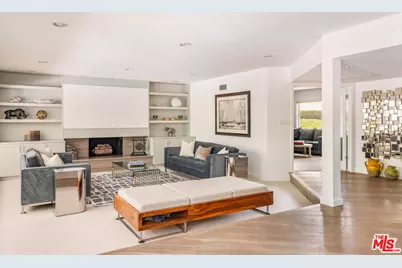 3450 Castlewoods Pl, Sherman Oaks, CA 91403 - Photo 10