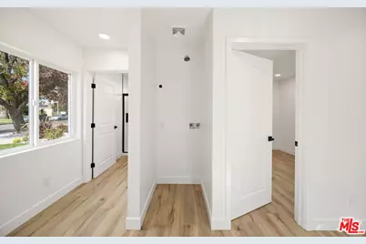 6714 Jellico Ave, Van Nuys, CA 91406 - Photo 12