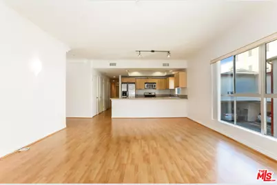 10633 Eastborne Ave #201, Los Angeles, CA 90024 - Photo 18