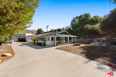 [Address not provided], Santa Clarita, CA 91390 - Photo 2