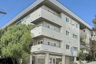 9005 Cynthia St, West Hollywood, CA 90069 - Photo 32