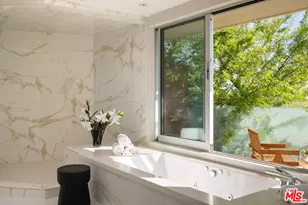 8515 Hedges Way, West Hollywood, CA 90069 - Photo 14
