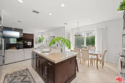 3000 Grand Canal, Venice, CA 90291 - Photo 10