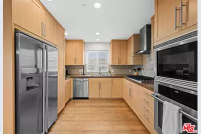 3000 Grand Canal, Venice, CA 90291 - Photo 42