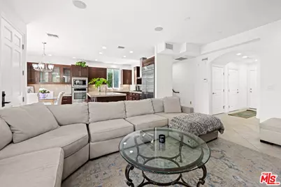 3000 Grand Canal, Venice, CA 90291 - Photo 12
