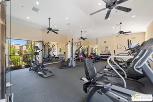 1015 S Villorrio Dr, Palm Springs, CA 92262 - Photo 36