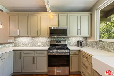 11922 Sunshine Ter, Studio City, CA 91604 - Photo 14
