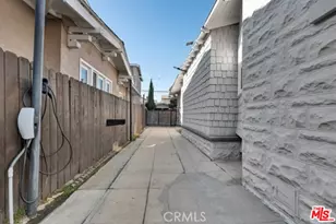 119 S Hobart Blvd, Los Angeles, CA 90004 - Photo 42