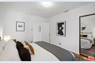 924 E Glenoaks Blvd, Glendale, CA 91207 - Photo 20