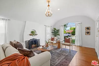 924 E Glenoaks Blvd, Glendale, CA 91207 - Photo 6