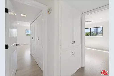 423 S Rexford Dr #303, Beverly Hills, CA 90212 - Photo 34