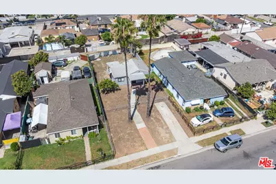 15321 S Frailey Ave, Compton, CA 90221 - Photo 2