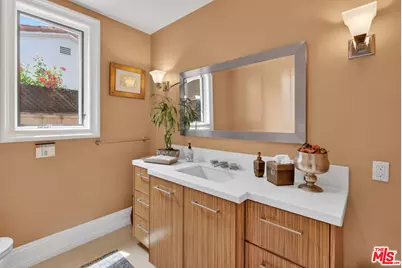 329 S Clark Dr, Beverly Hills, CA 90211 - Photo 12