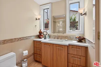 329 S Clark Dr, Beverly Hills, CA 90211 - Photo 14