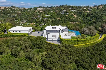 2571 Wallingford Dr, Beverly Hills, CA 90210 - Photo 48