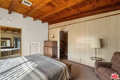 2124 W 112th St, Los Angeles, CA 90047 - Photo 30