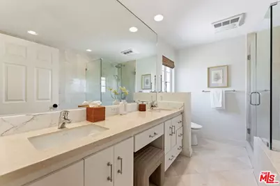 821 14th St #1, Santa Monica, CA 90403 - Photo 12
