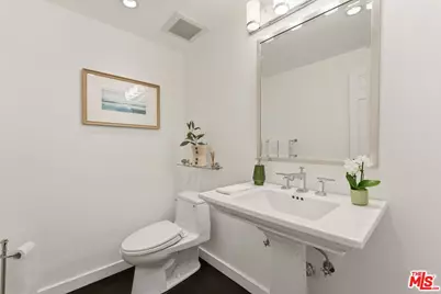 821 14th St #1, Santa Monica, CA 90403 - Photo 8