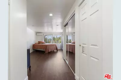 523 Oleander Dr, Los Angeles, CA 90042 - Photo 12