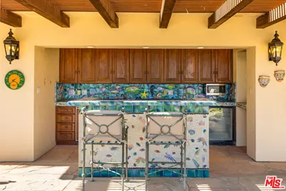 7160 Dume Dr, Malibu, CA 90265 - Photo 40