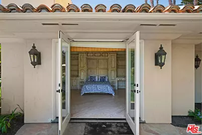 7160 Dume Dr, Malibu, CA 90265 - Photo 42