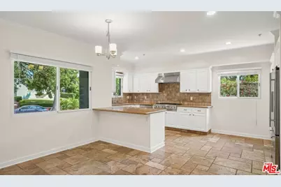 10616 Kinnard Ave #101, Los Angeles, CA 90024 - Photo 4