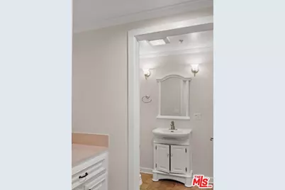 10616 Kinnard Ave #101, Los Angeles, CA 90024 - Photo 14