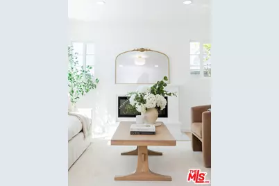 919 E Virginia Ter, Santa Paula, CA 93060 - Photo 2