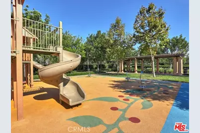 111 Tallowood, Irvine, CA 92620 - Photo 32