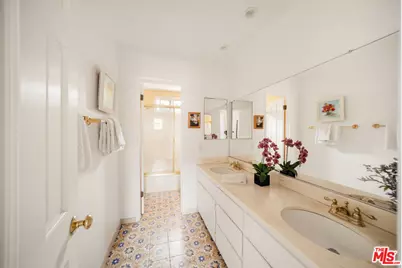 1100 Pine Oak Ln, Pasadena, CA 91105 - Photo 30