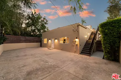 22202 Avenue San Luis, Woodland Hills, CA 91364 - Photo 16