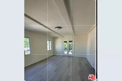 1034 W 84th St, Los Angeles, CA 90044 - Photo 14