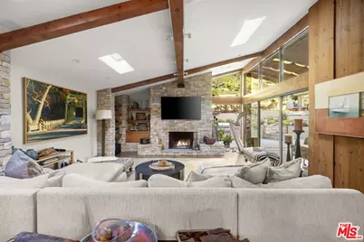 2618 Mandeville Canyon Rd, Los Angeles, CA 90049 - Photo 6