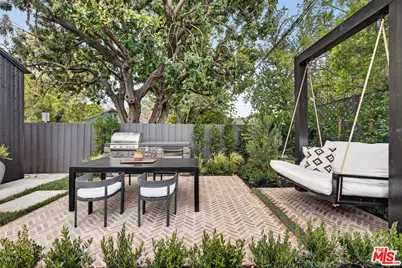 12610 Sarah St, Studio City, CA 91604 - Photo 36
