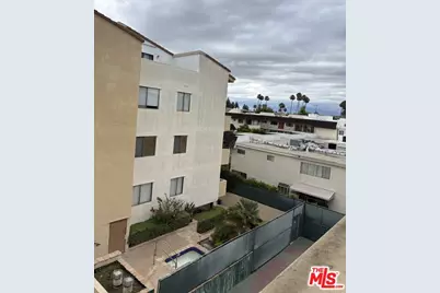 5310 Zelzah Ave #303, Encino, CA 91316 - Photo 4