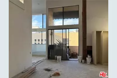 5310 Zelzah Ave #303, Encino, CA 91316 - Photo 2