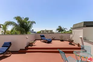 121 Outrigger Mall, Marina del Rey, CA 90292 - Photo 36