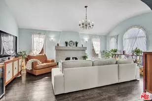 1728 W 81st St, Los Angeles, CA 90047 - Photo 8