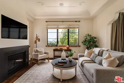 16037 Junaluska Way, Pacific Palisades, CA 90272 - Photo 16