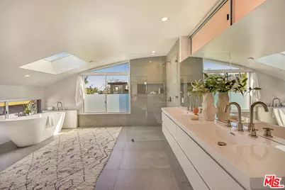 2324 Boone Ave, Venice, CA 90291 - Photo 16