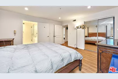 739 Lorraine Blvd #103, Los Angeles, CA 90005 - Photo 28