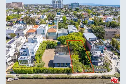 404 Linnie Canal, Venice, CA 90291 - Photo 4