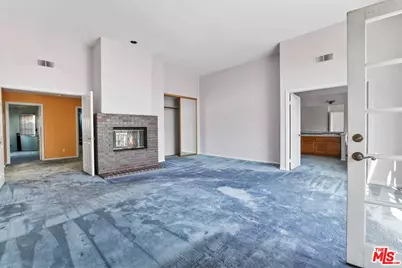 6811 Hitchingpost Cir, Huntington Beach, CA 92648 - Photo 32