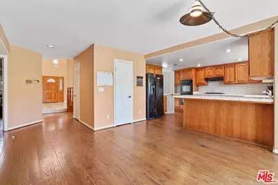 6811 Hitchingpost Cir, Huntington Beach, CA 92648 - Photo 12
