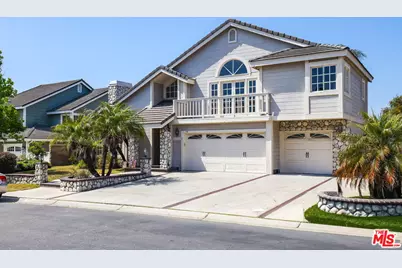 6811 Hitchingpost Cir, Huntington Beach, CA 92648 - Photo 2