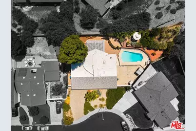 17248 Warrington Dr, Granada Hills, CA 91344 - Photo 40