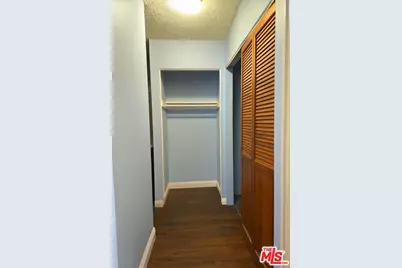 8601 International Ave #210, Canoga Park, CA 91304 - Photo 10