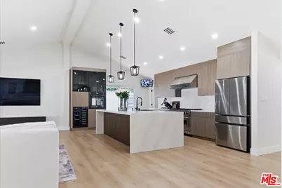 17211 Parthenia St, Northridge, CA 91325 - Photo 20
